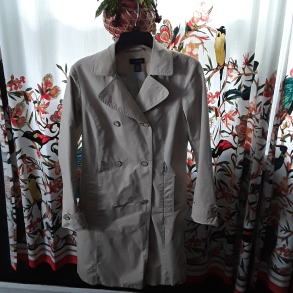 Jacket - Picture 1 of 5